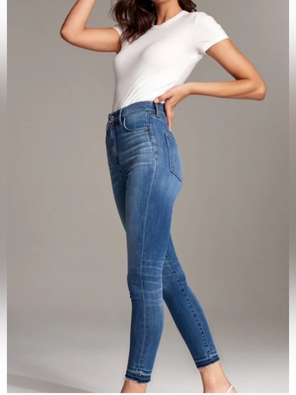 Denim Forum* The Lola High Rise Skinny Crop